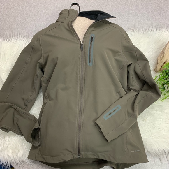 Columbia Jackets & Blazers - ‼️SOLD‼️{Columbia} Titanium Women's Omni-Shield